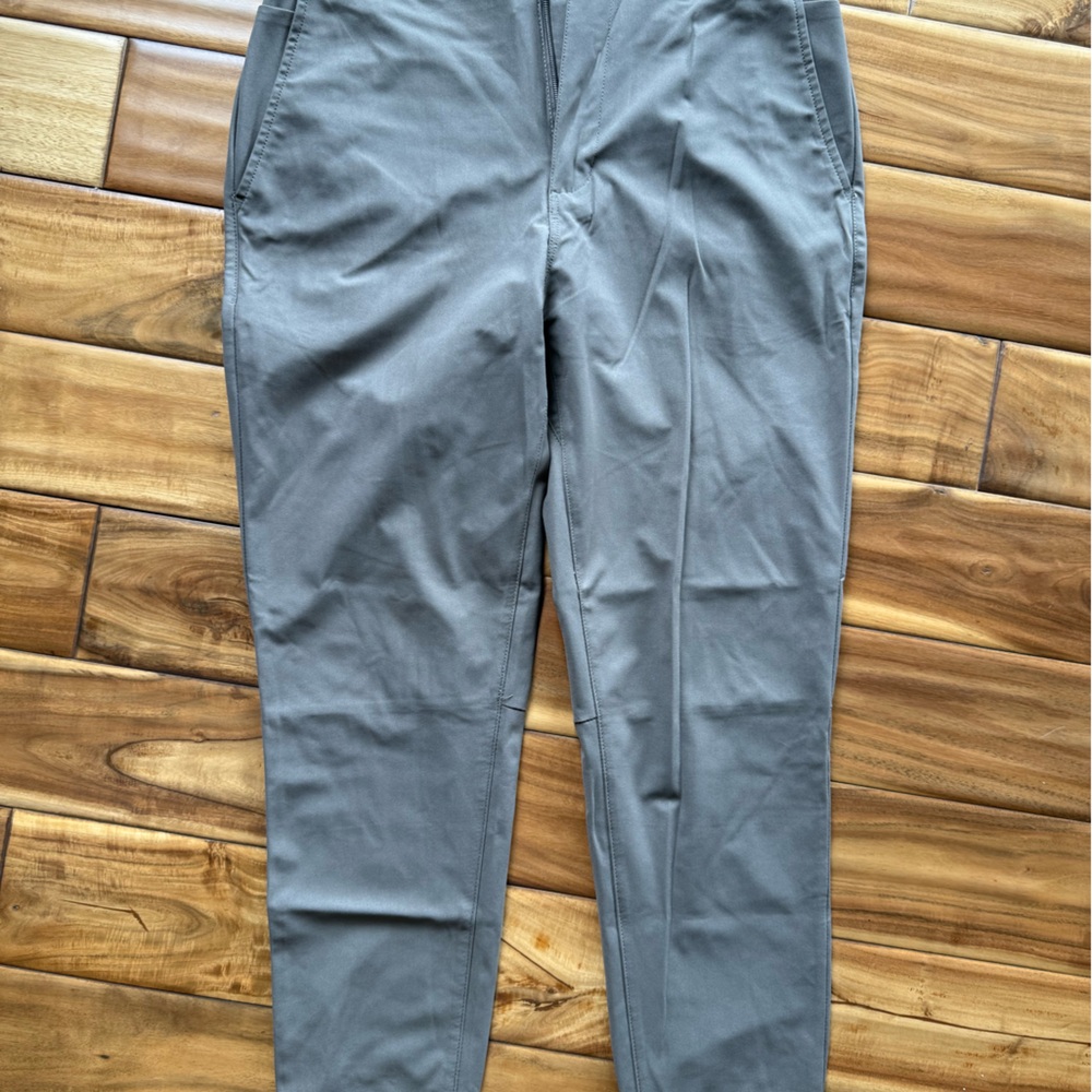 Cuts Clothing Gray Chinos Versatile and Stylish